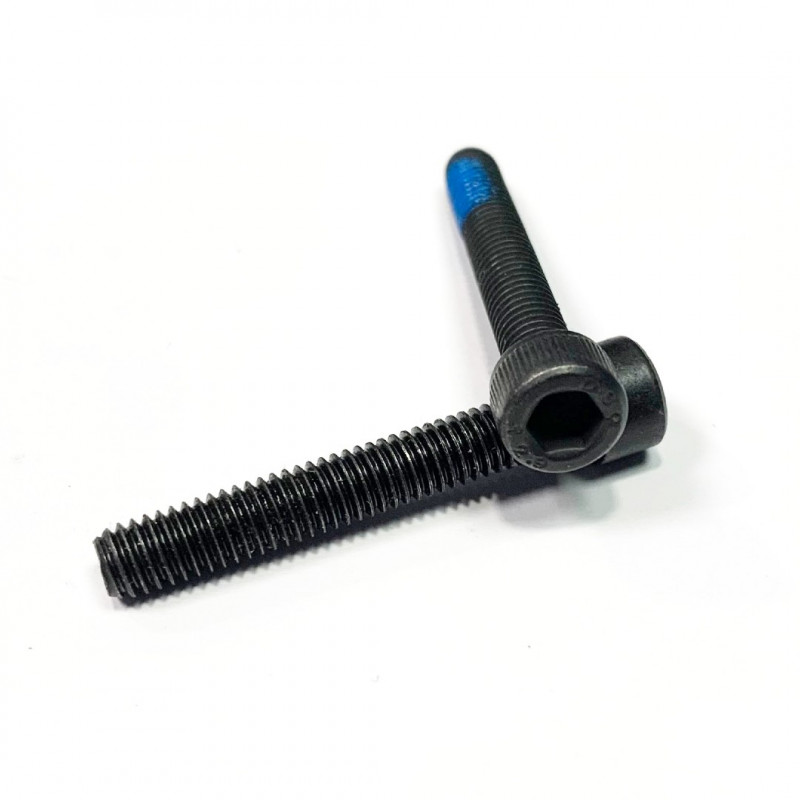 Screw 5mm x 40mm black