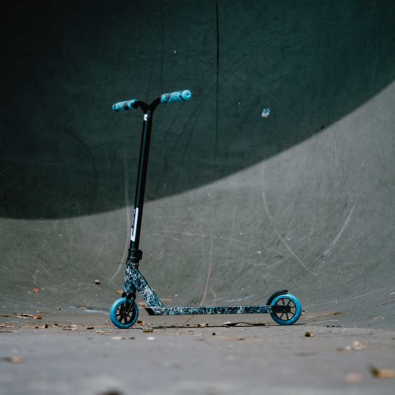 Base De Guidon Chilli « Piment Noir/Blanc » Pour Trottinette Freestyle - Neuf Sous Blister