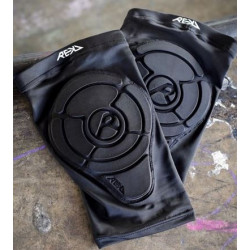 REKD Pro Knee Gaskets – Genouillères Professionnelles Ultra-Légères