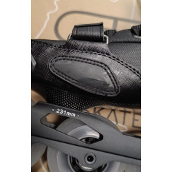 SPIN 4 Wheels – Used Carbon Skates FR SKATES – Black